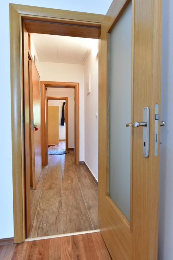 Apartman Jelena Rakovica Eksteriør billede